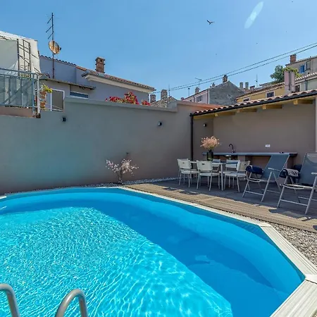 Deluxe Gladiators House - Parking Included * Пула