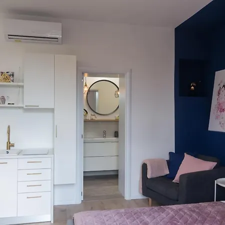 Deluxe Gladiators House *