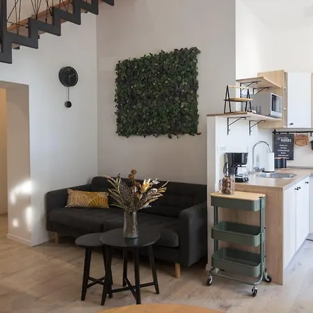 Deluxe Gladiators House Pula