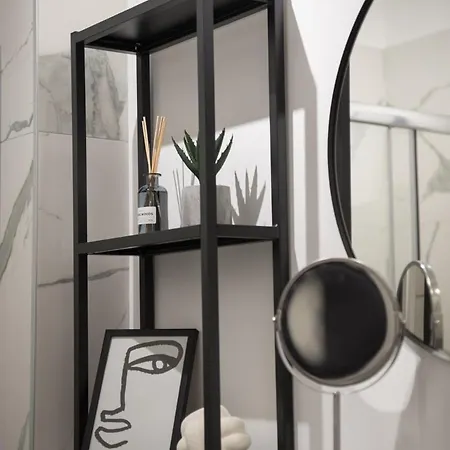 Deluxe Gladiators House Pula