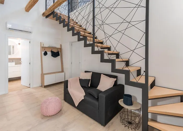 Deluxe Gladiators House *