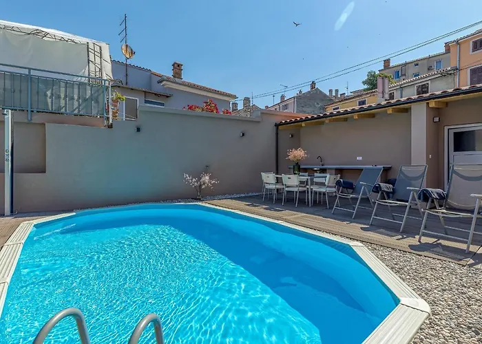 Deluxe Gladiators House * Pula