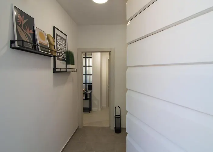 Апартаменты Deluxe Gladiators House - Parking Included Пула