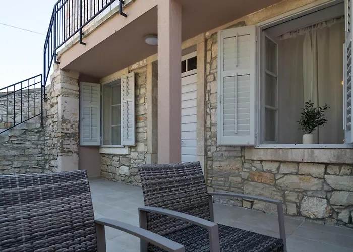 Апартаменты Deluxe Gladiators House - Parking Included Пула