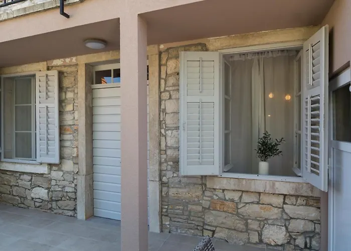 Deluxe Gladiators House - Parking Included Апартаменты *