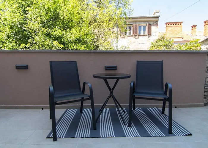 Deluxe Gladiators House * Pula