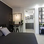 Deluxe Gladiators House - Parking Included Apartman *