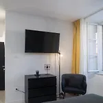 Deluxe Gladiators House - Parking Included