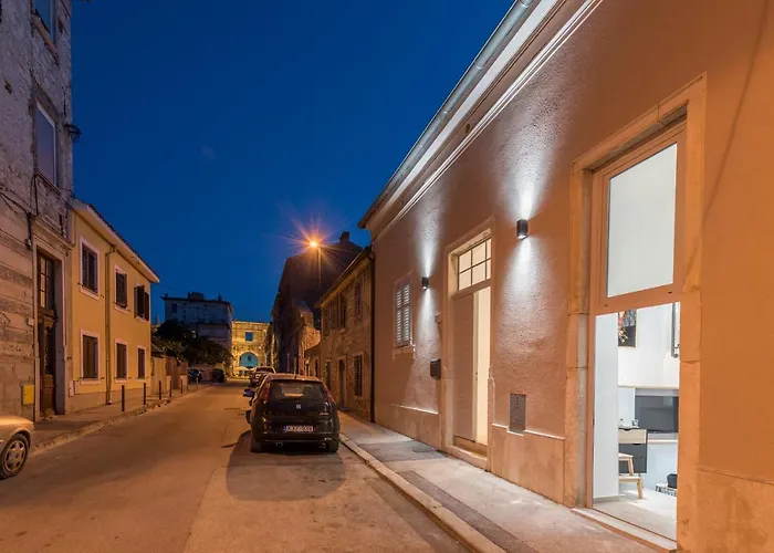 Deluxe Gladiators House - Parking Included *